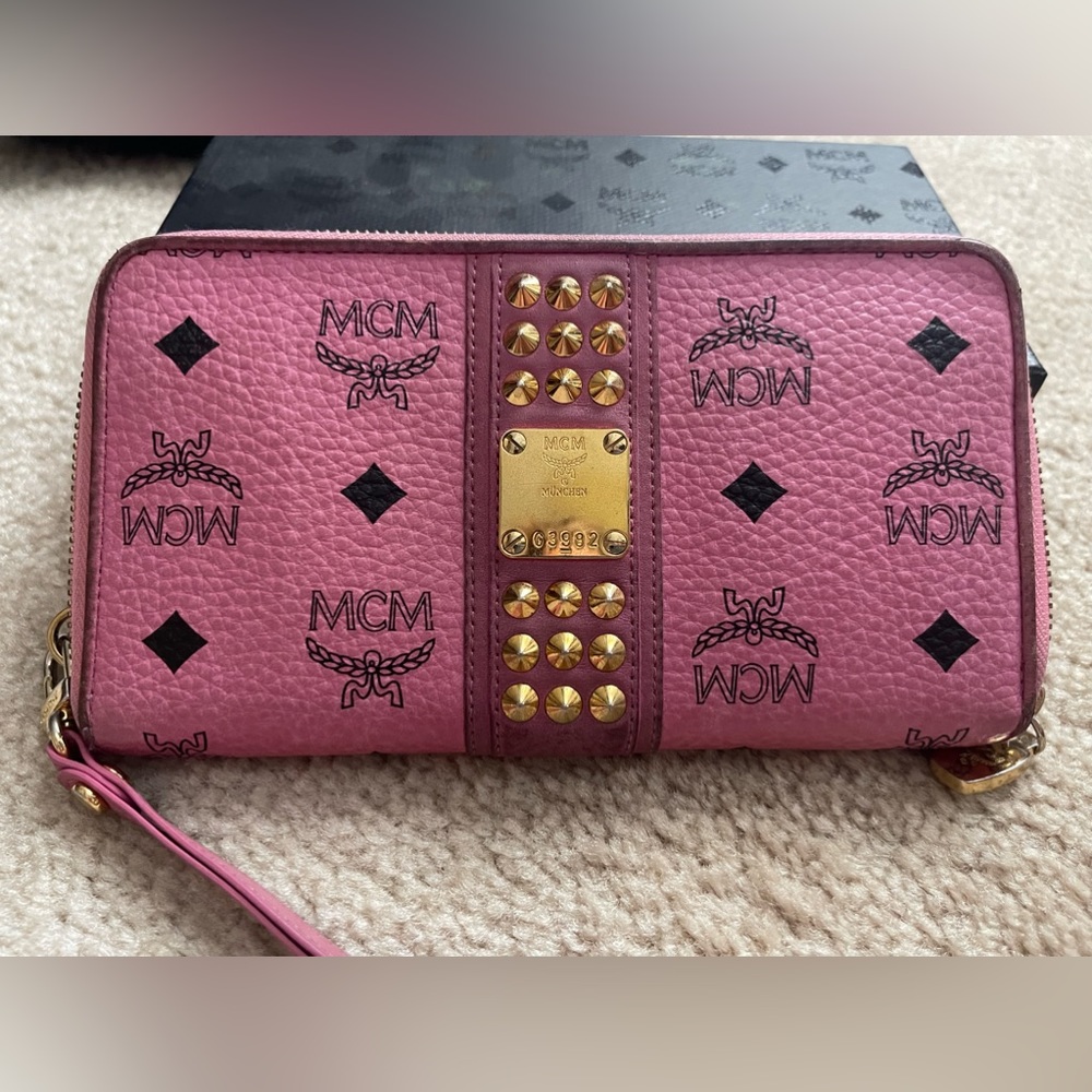 MCM wallet